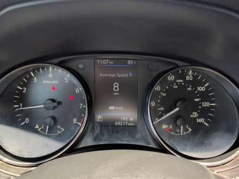 Used 2020 Nissan Rogue S FWD image 10