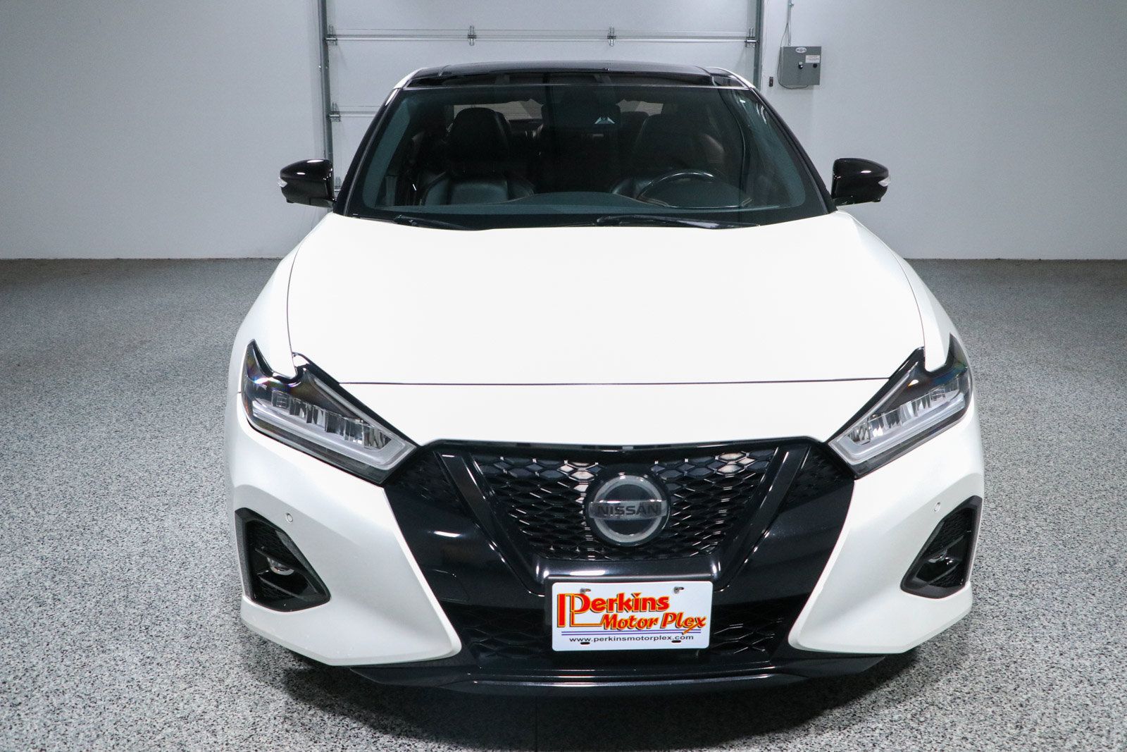 Used 2021 Nissan Maxima SR w/ Sport Mat Group FWD image 4