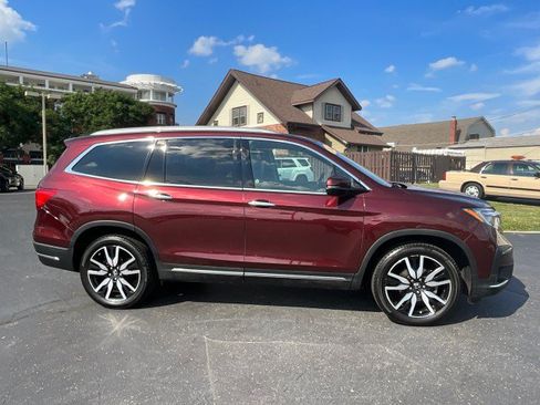 Used 2021 Honda Pilot Touring image 7