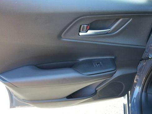 Used 2026 Toyota Prius Plug-In Hybrid FWD image 21