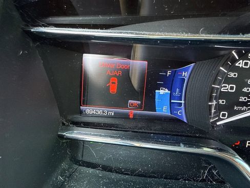 Used 2013 Lincoln MKS AWD image 7