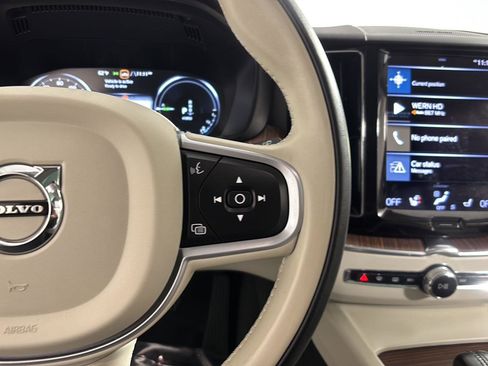 Used 2021 Volvo XC60 T8 Inscription Expression image 30