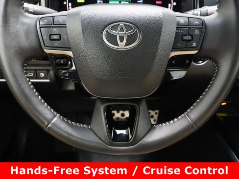 Certified 2025 Toyota Camry SE image 24