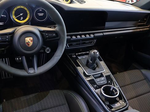 Used 2023 Porsche 911 Carrera T RWD image 6
