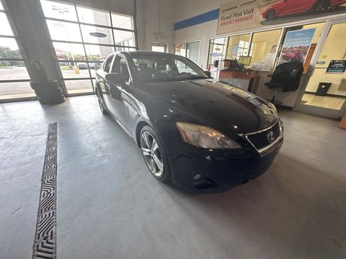 Used 2013 Lexus IS 250 RWD image 2
