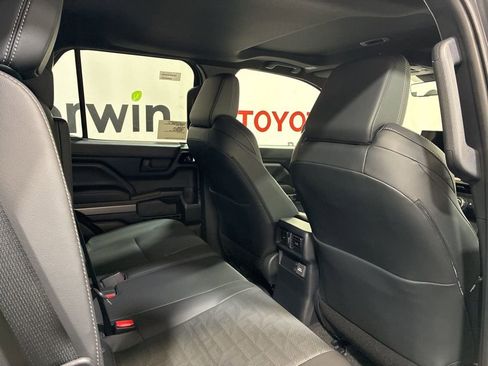 Used 2026 Toyota 4Runner 4WD image 15