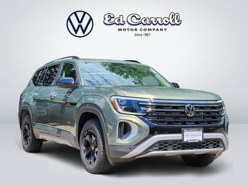 New 2026 Volkswagen Atlas Peak Edition AWD/4WD image 3