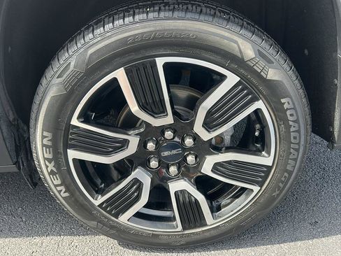 Used 2019 GMC Acadia SLT w/ Black Edition FWD image 9