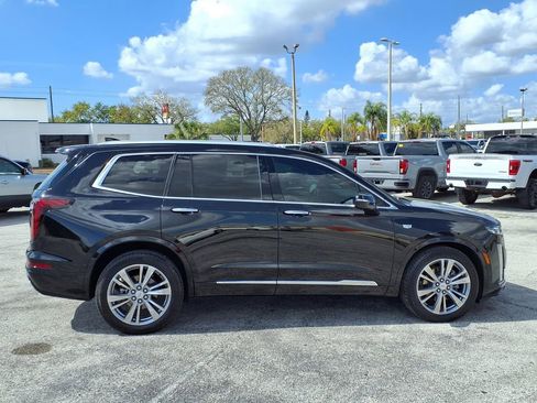 Used 2024 Cadillac XT6 Premium Luxury w/ Technology Package image 8