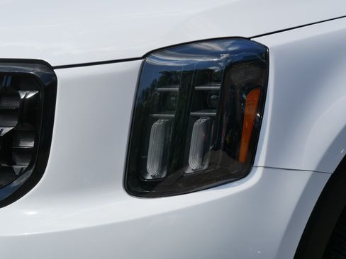 Certified 2025 Kia Telluride SX Prestige X-Line AWD/4WD image 16