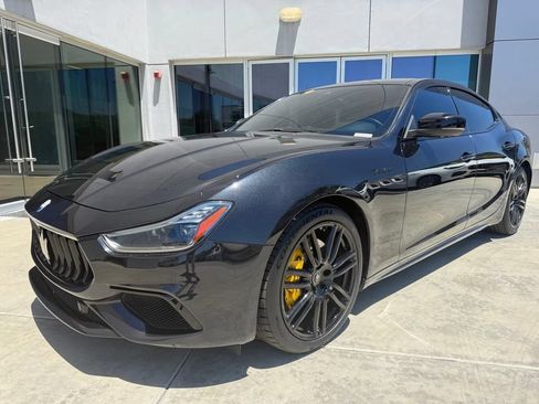 Certified 2023 Maserati Ghibli Modena RWD image 5