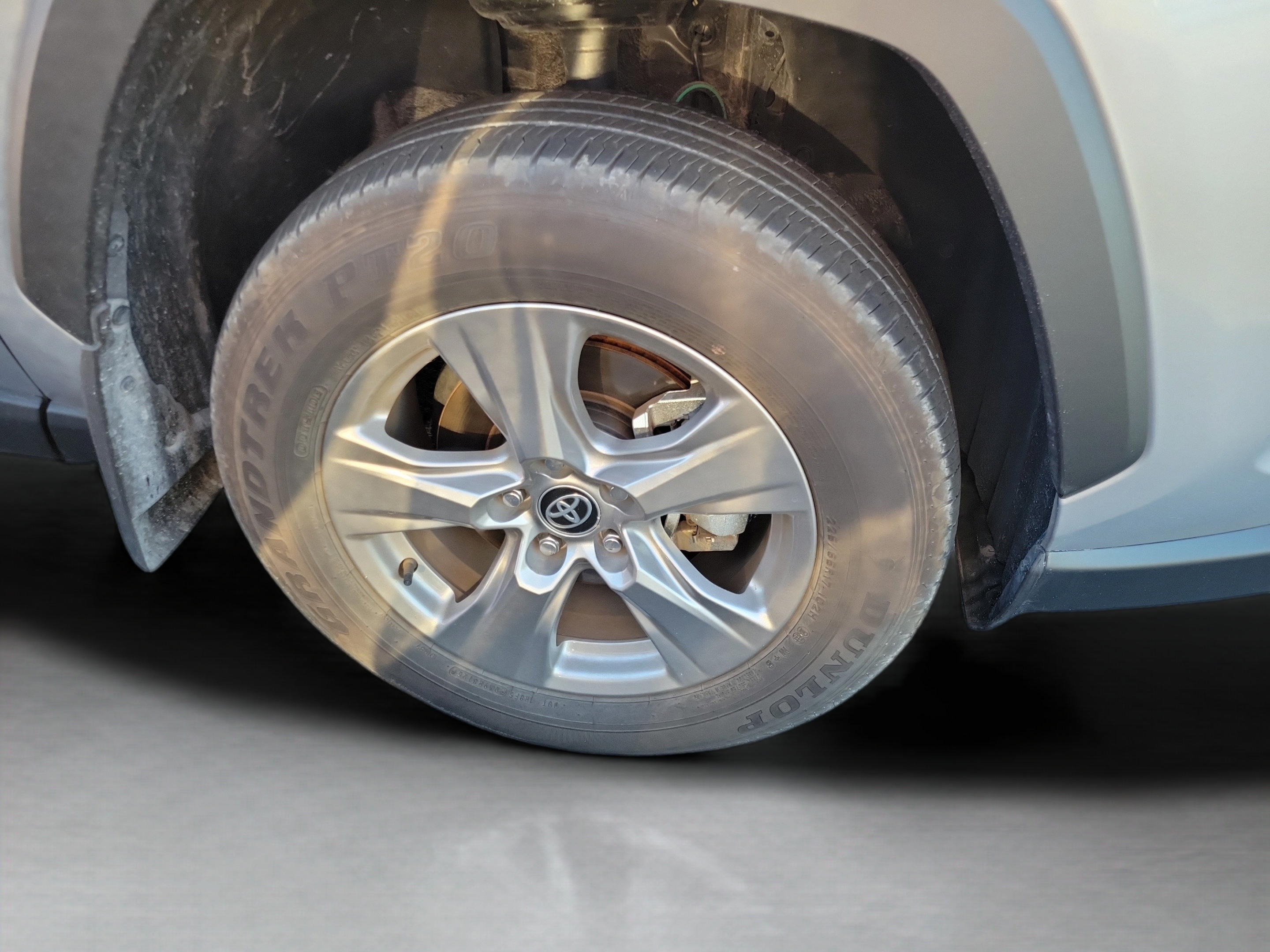 Used 2025 Toyota RAV4 XLE w/ Convenience Package FWD image 13
