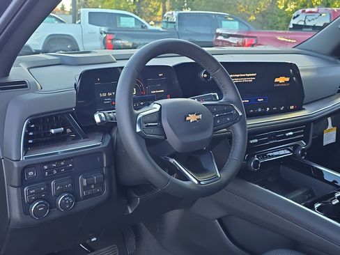 New 2026 Chevrolet Suburban LT w/ Comfort Package image 16