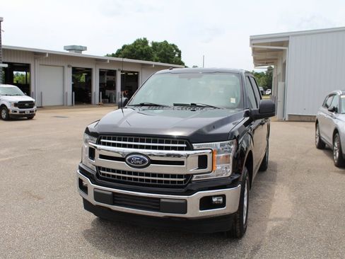 Used 2018 Ford F150 XLT RWD image 4