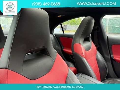 Used 2021 Mercedes-Benz CLA 45 AMG 4MATIC image 26