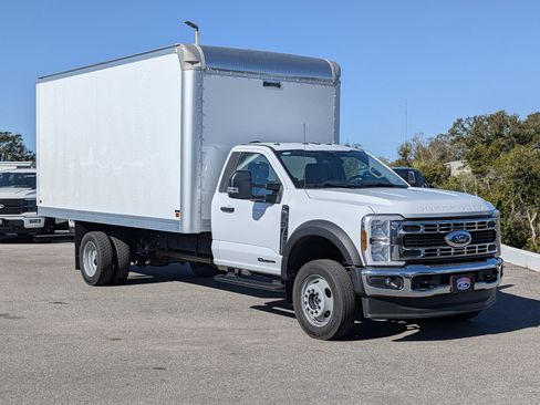 New 2025 Ford F550 4x4 Regular Cab Super Duty image 3