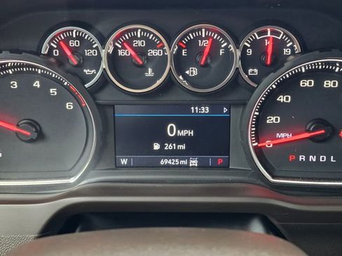 Used 2022 Chevrolet Silverado 1500 LT w/ Diesel Off-Road Package AWD/4WD image 27