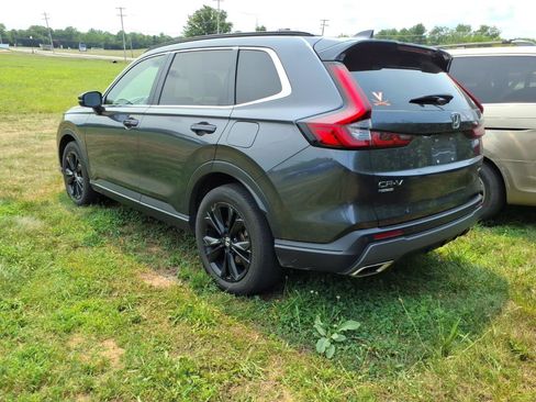 Used 2023 Honda CR-V Sport Touring image 4