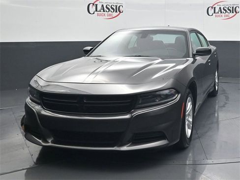 Used 2023 Dodge Charger SXT image 4