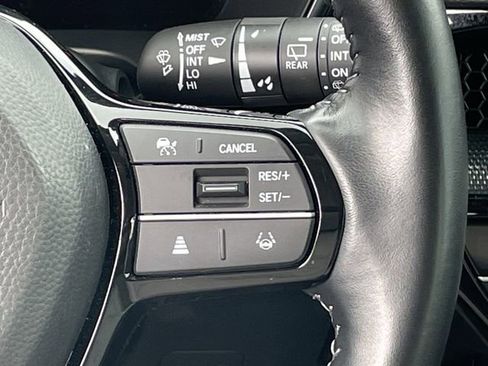 Used 2025 Honda CR-V EX-L image 13