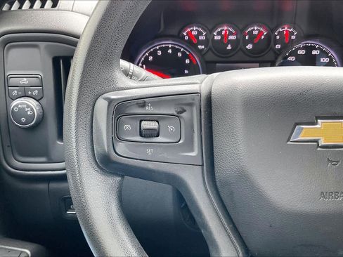 Certified 2022 Chevrolet Silverado 1500 Custom RWD image 23