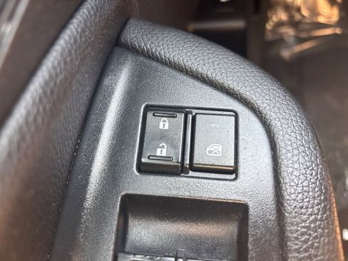 Used 2022 Honda Pilot Sport image 47