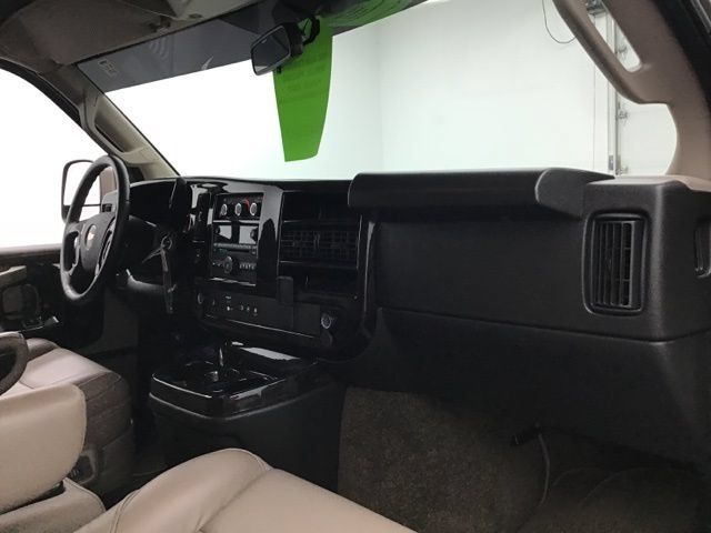 Used 2023 Chevrolet Express 2500 RWD image 42