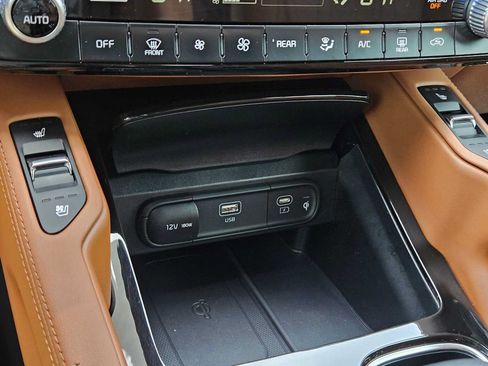 Used 2025 Kia Telluride EX X-Line AWD/4WD image 30