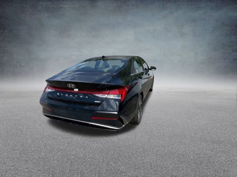 New 2025 Hyundai Elantra Limited image 20
