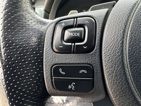 Used 2023 Lexus IS 500 image 18