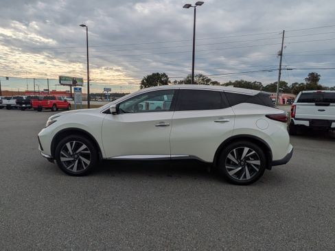 Used 2022 Nissan Murano SL w/ SL Moonroof Package image 6
