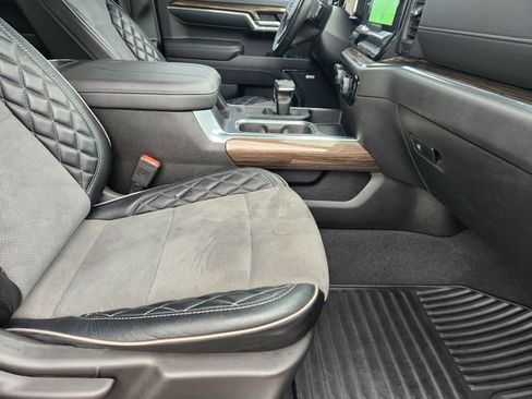 Used 2023 Chevrolet Silverado 1500 RST w/ Convenience Package II image 16