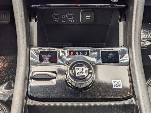 New 2025 Jeep Grand Cherokee Limited w/ Black Appearance Package image 15