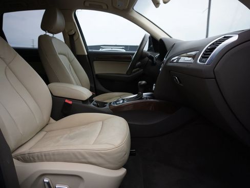 Used 2017 Audi Q5 2.0T Premium image 36