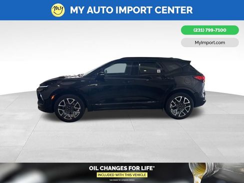 Used 2023 Chevrolet Blazer RS w/ Enhanced Convenience Package image 4