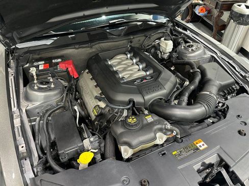 Used 2011 Ford Mustang GT RWD image 24