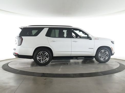 Used 2025 Chevrolet Tahoe Z71 w/ Z71 Off-Road Package AWD/4WD image 6
