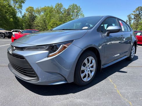 New 2026 Toyota Corolla LE image 7