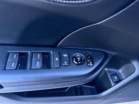 Used 2020 Honda Insight Touring image 13