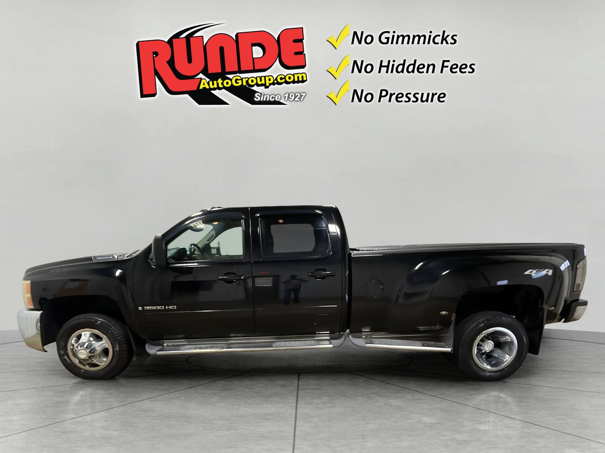 Used 2008 Chevrolet Silverado 3500 LTZ AWD/4WD image 3