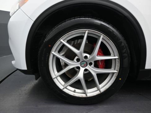 Used 2019 Alfa Romeo Stelvio Ti Sport w/ Quick Order Package 22S Sport image 11
