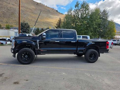 Used 2024 Ford F350 Platinum image 18