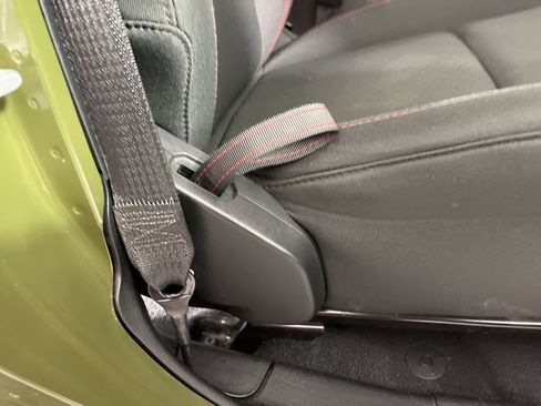 Used 2021 Jeep Wrangler Unlimited Rubicon image 10