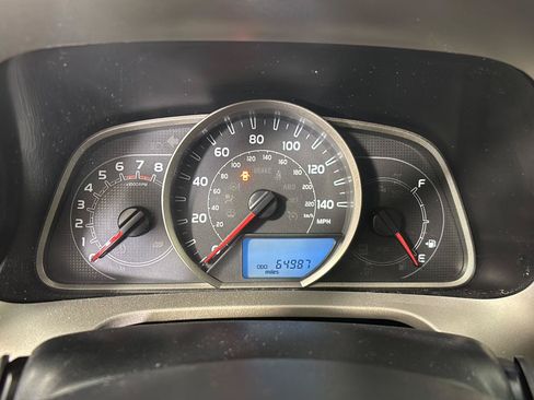 Used 2013 Toyota RAV4 LE AWD/4WD image 3