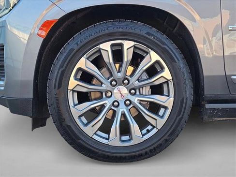 Certified 2021 GMC Yukon Denali w/ Denali Ultimate Package image 28