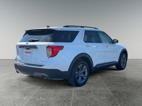 Used 2021 Ford Explorer XLT w/ Equipment Group 202A AWD/4WD image 6