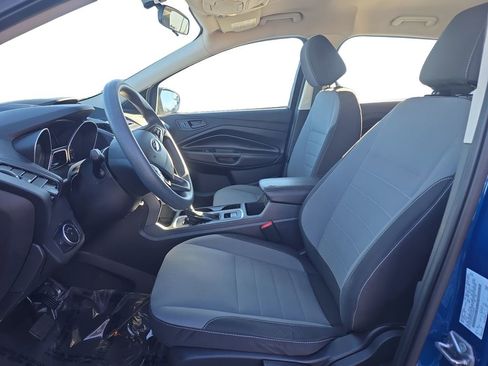 Used 2017 Ford Escape S image 10