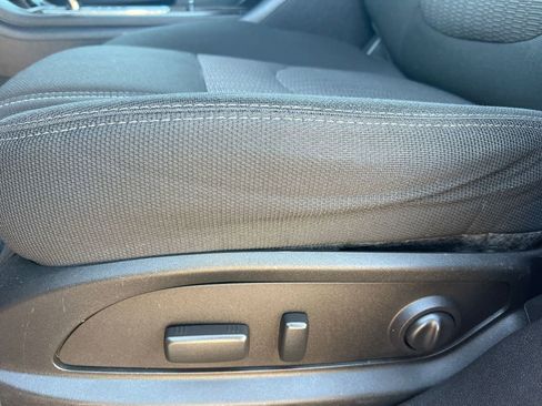 Used 2013 Chevrolet Traverse LT AWD/4WD image 11