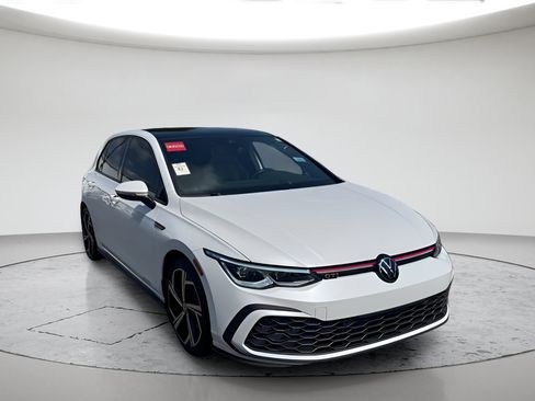Used 2024 Volkswagen GTI SE FWD image 19