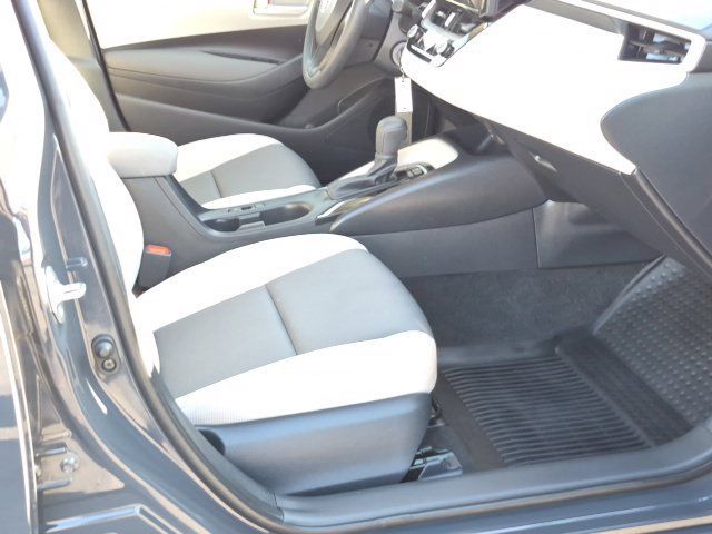 Used 2026 Toyota Corolla LE FWD image 19